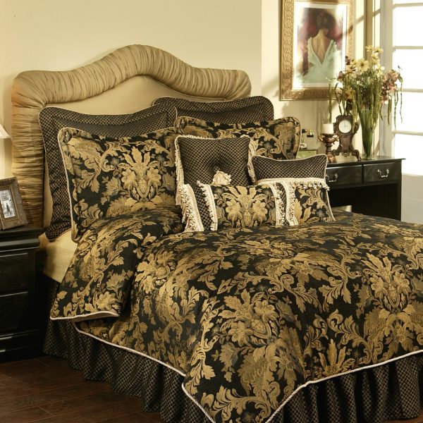 Austin Horn Classics Lismore Black Bedding Collection – Pacific